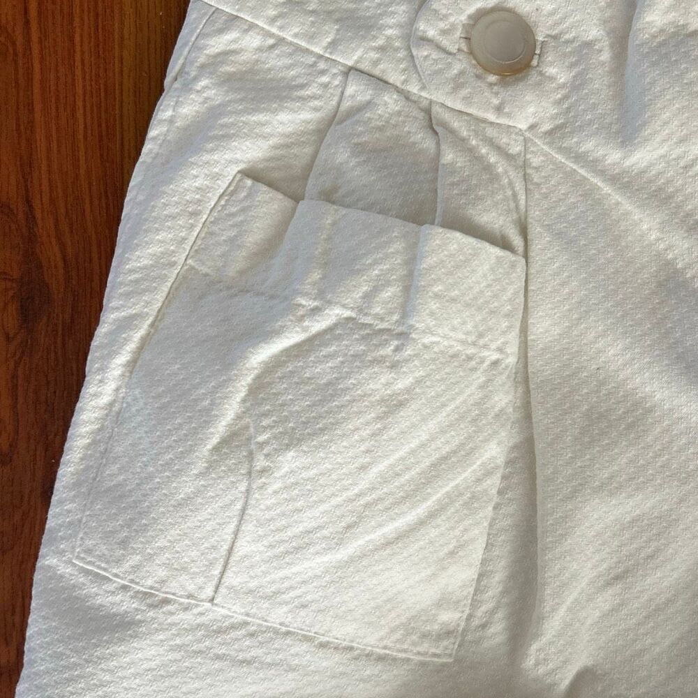 See by Chloe white cotton pique patch pocket Bermuda style shorts size 8 - Picture 3 of 5